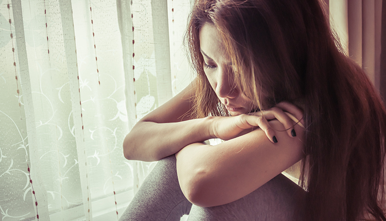 Πώς μπορείς να καταλάβεις ότι πάσχεις από επιλόχεια κατάθλιψη;-ananeosi.gr